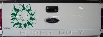 Sun and Moon Kissing Car or Truck Vinyl Window Decal Sticker (Dark Green)