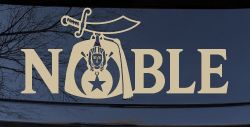 Noble Fez Hat Shriner Car or Truck Vinyl Window Decal Sticker (Desert Sand)